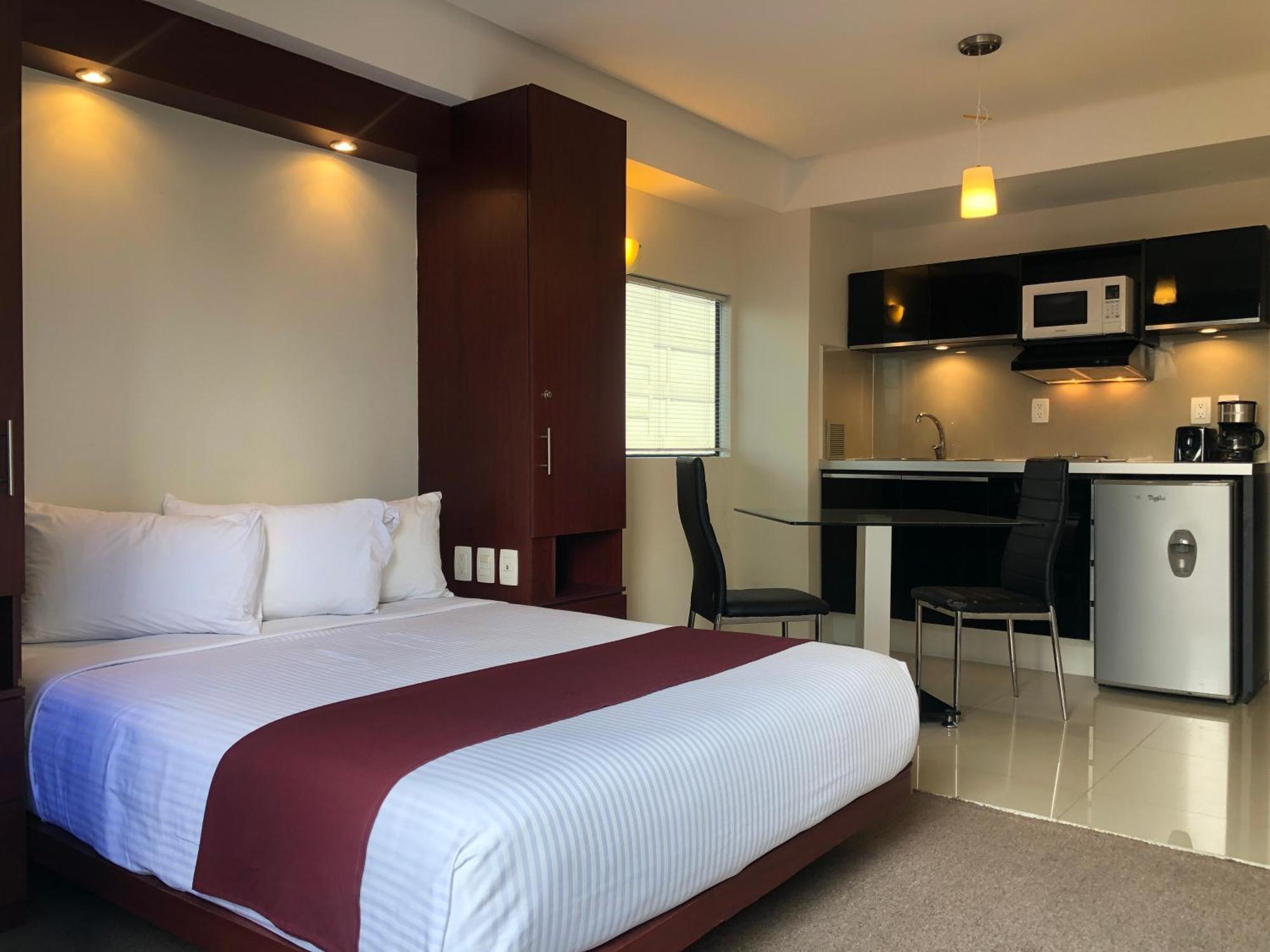 Suites Capri Reforma Angel 380 Мехіко Екстер'єр фото