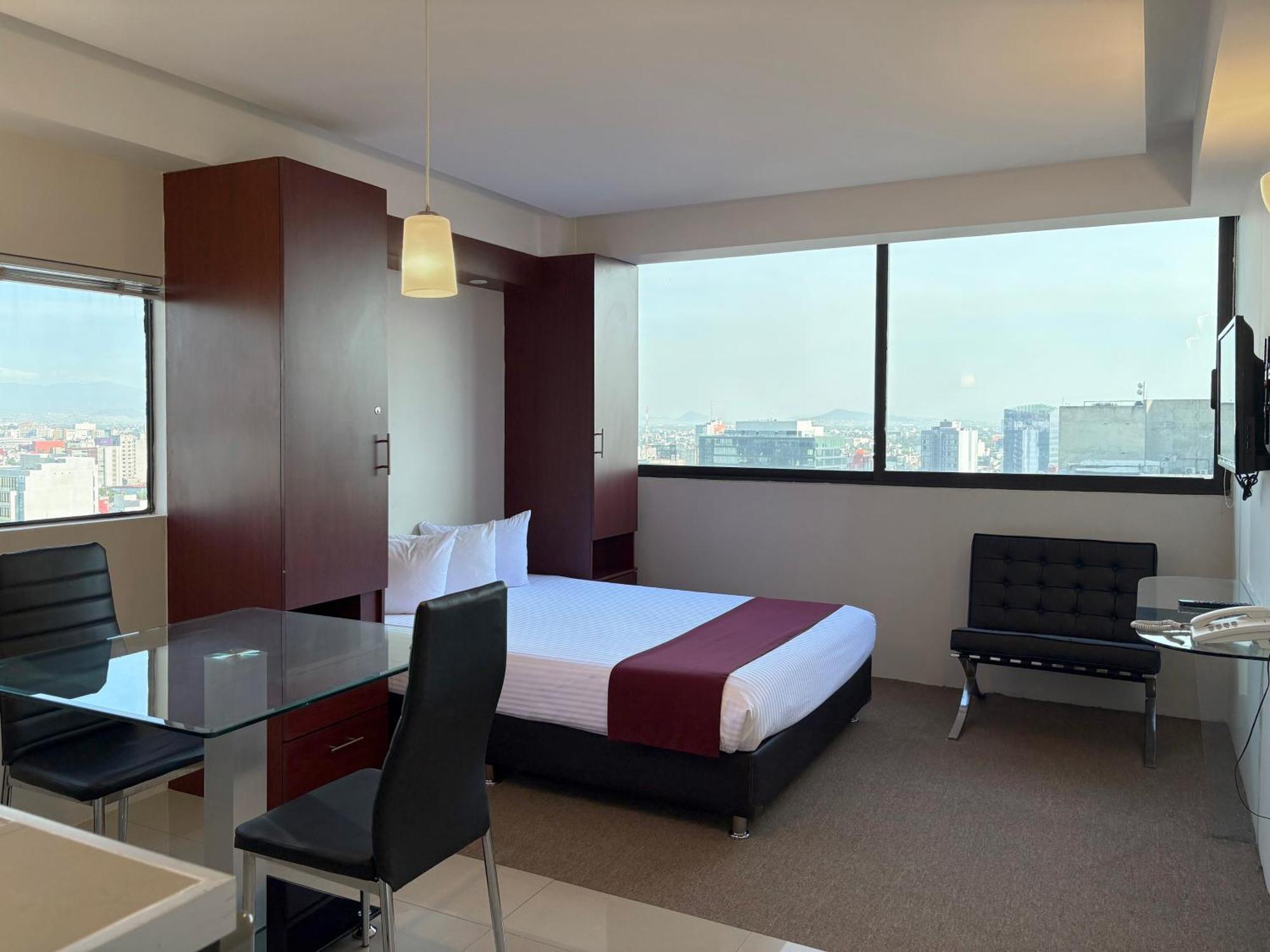 Suites Capri Reforma Angel 380 Мехіко Екстер'єр фото