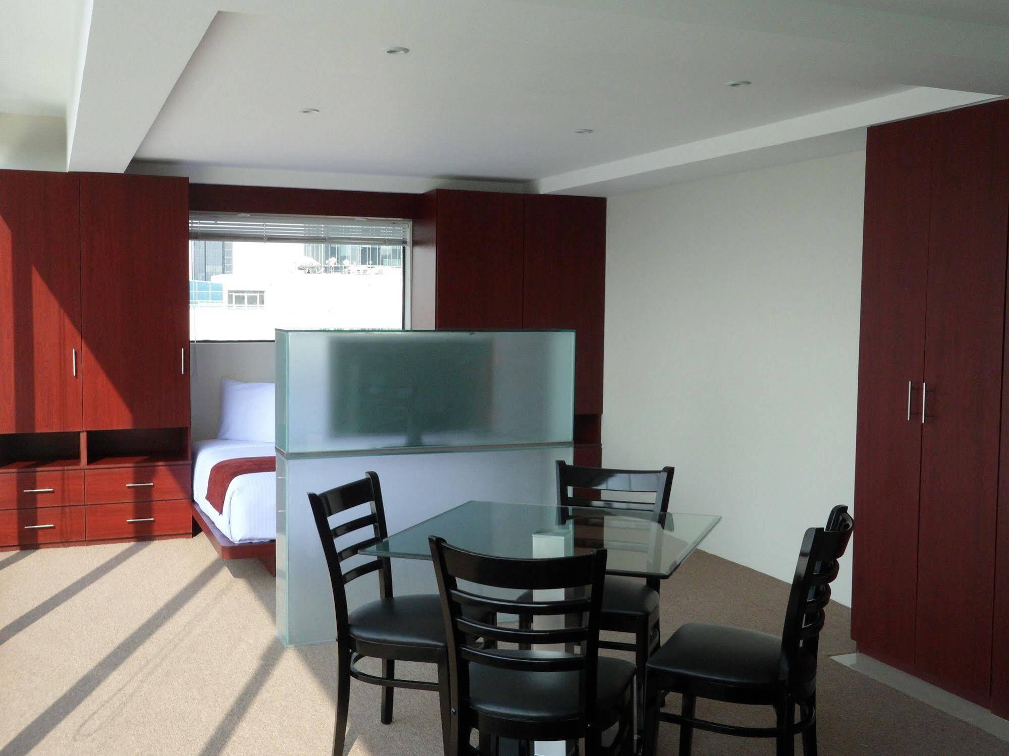 Suites Capri Reforma Angel 380 Мехіко Екстер'єр фото