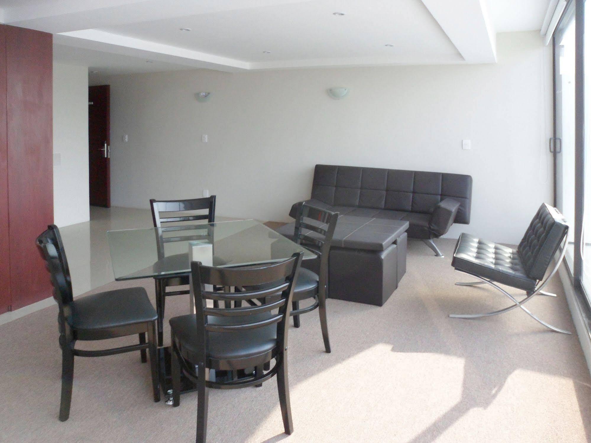 Suites Capri Reforma Angel 380 Мехіко Екстер'єр фото