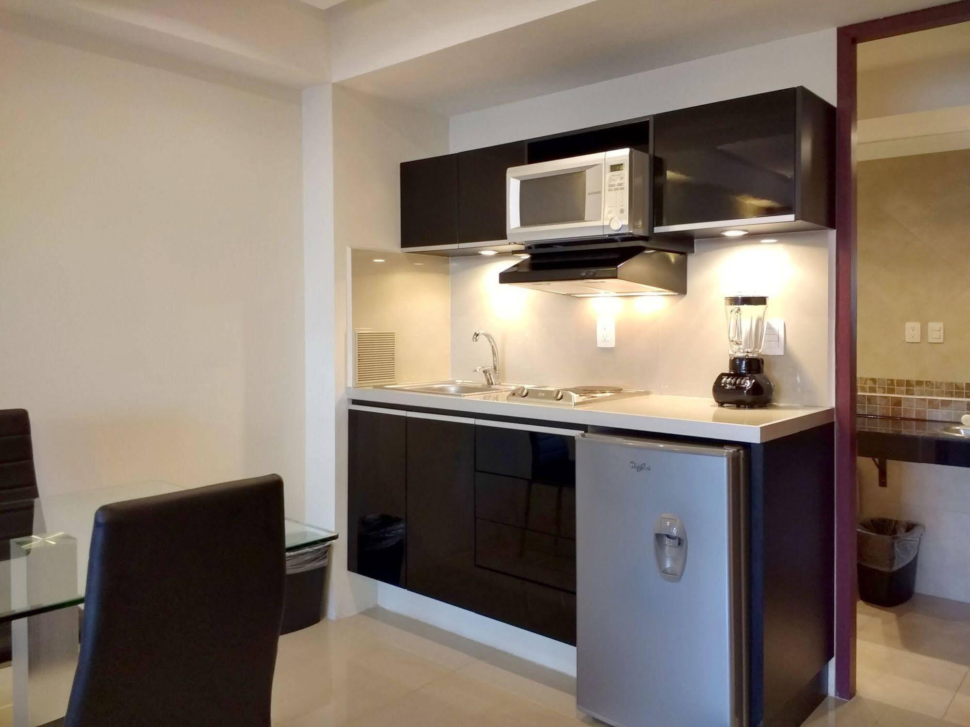 Suites Capri Reforma Angel 380 Мехіко Екстер'єр фото